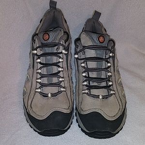 Merrell Radius waterproof hiking shoe women's 7.5